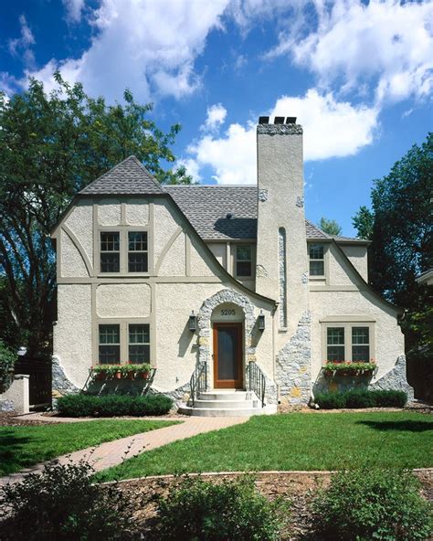 building a tudor house|tudor style house exterior.